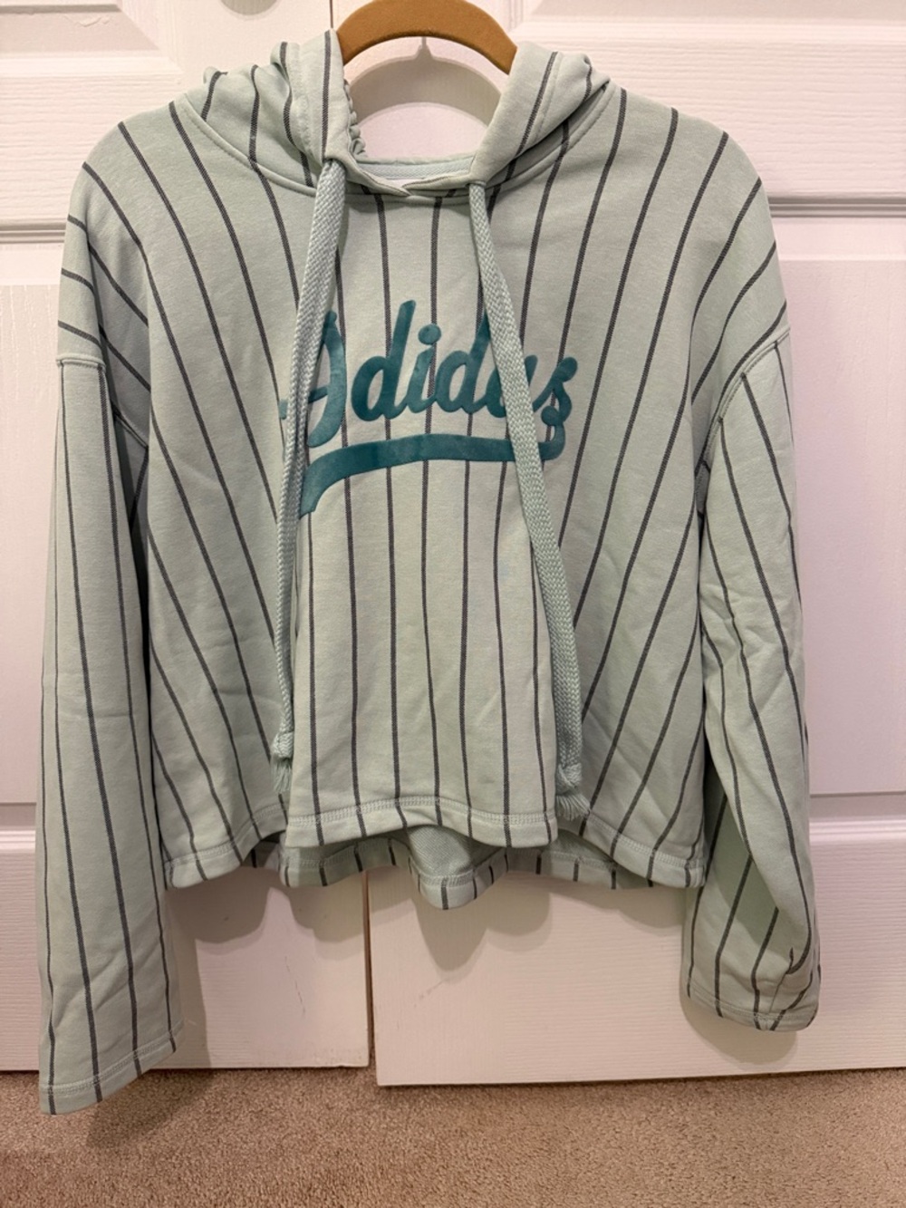 Adidas Originals Women's Med Cropped Hoodie Pinstripes Vapor Green